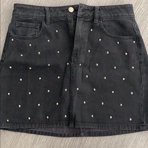 Kendall & Kylie black jean skirt